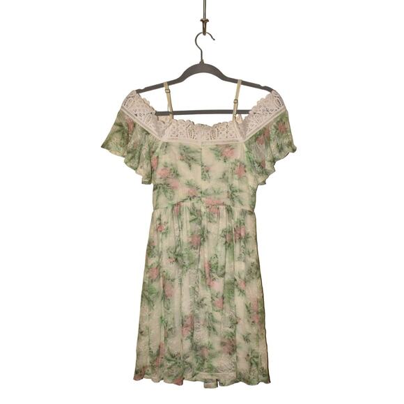 DISNEY PRINCESS $48 Floral Lace Cold-Shoulder Dress Juniors XS - Picture 4 of 6